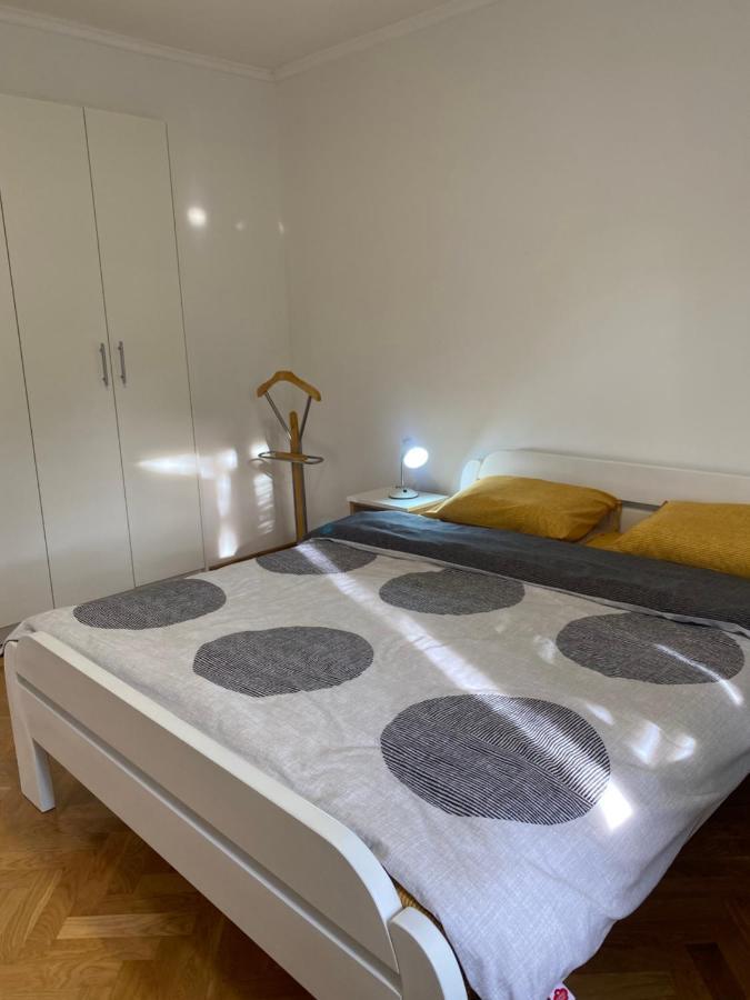 Apartament Napjacu With Own Parking And Garden Herceg Novi Zewnętrze zdjęcie