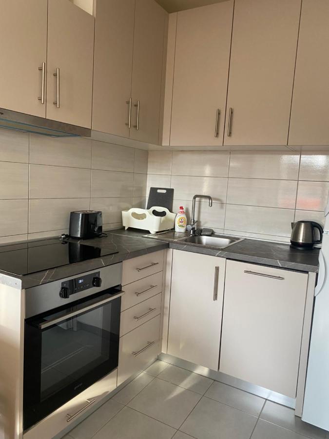 Apartament Napjacu With Own Parking And Garden Herceg Novi Zewnętrze zdjęcie